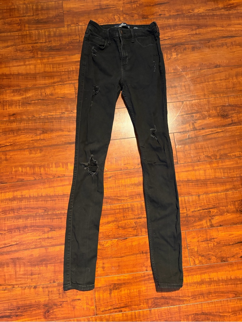Hollister Black Distressed Skinny Jeans | Size 1 Long
